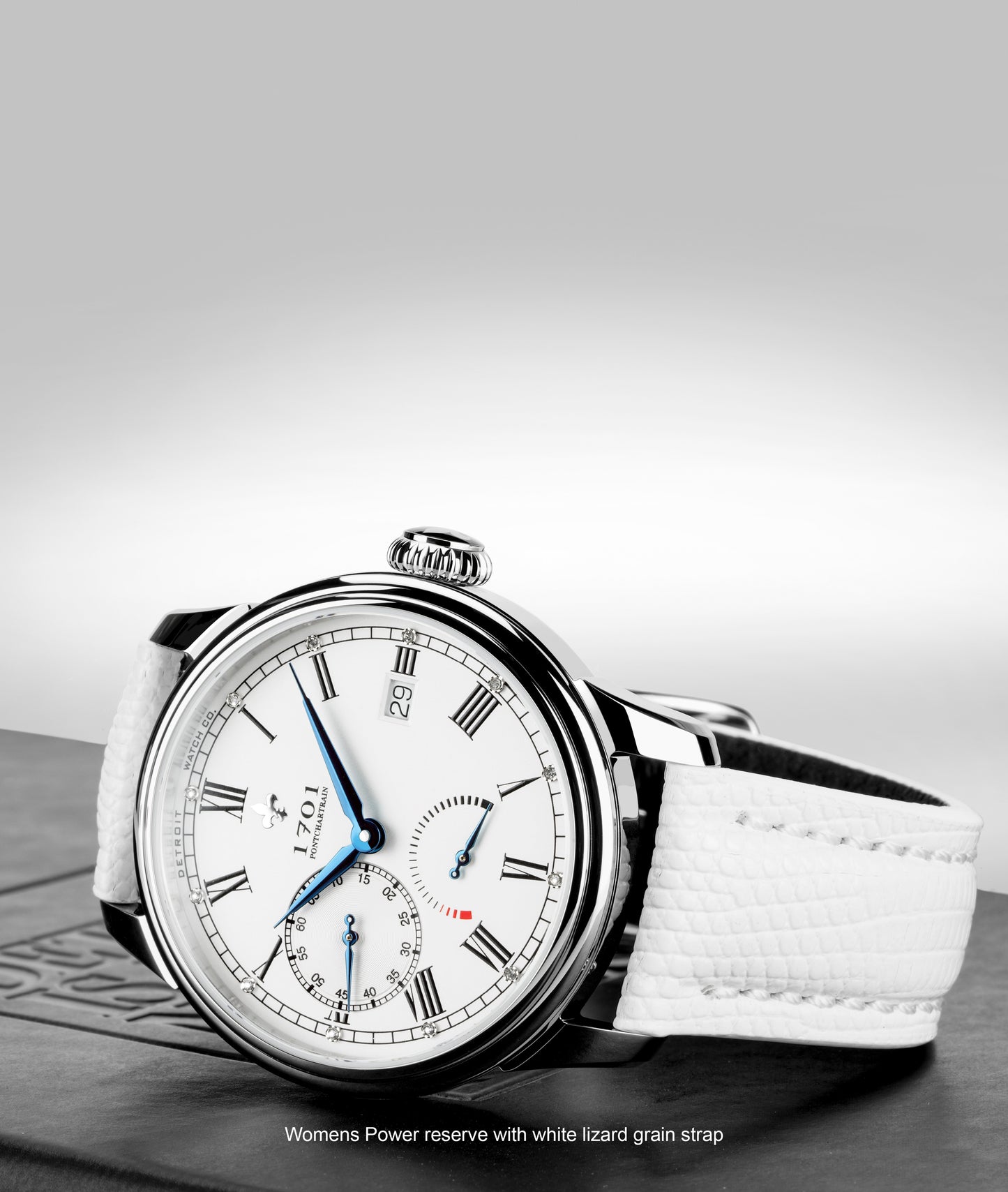 39mm Women's 1701 Power Reserve Exhibition