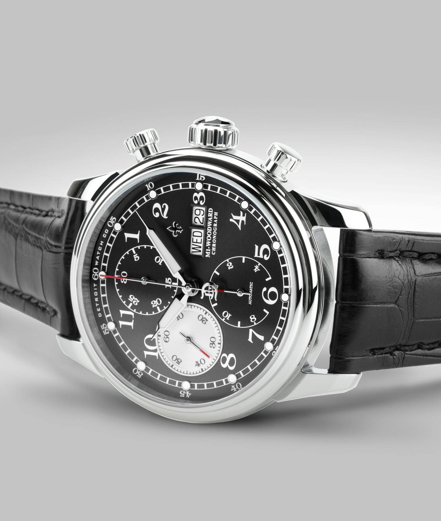 42mm M1-Woodward® Classic Chronograph Exhibition
