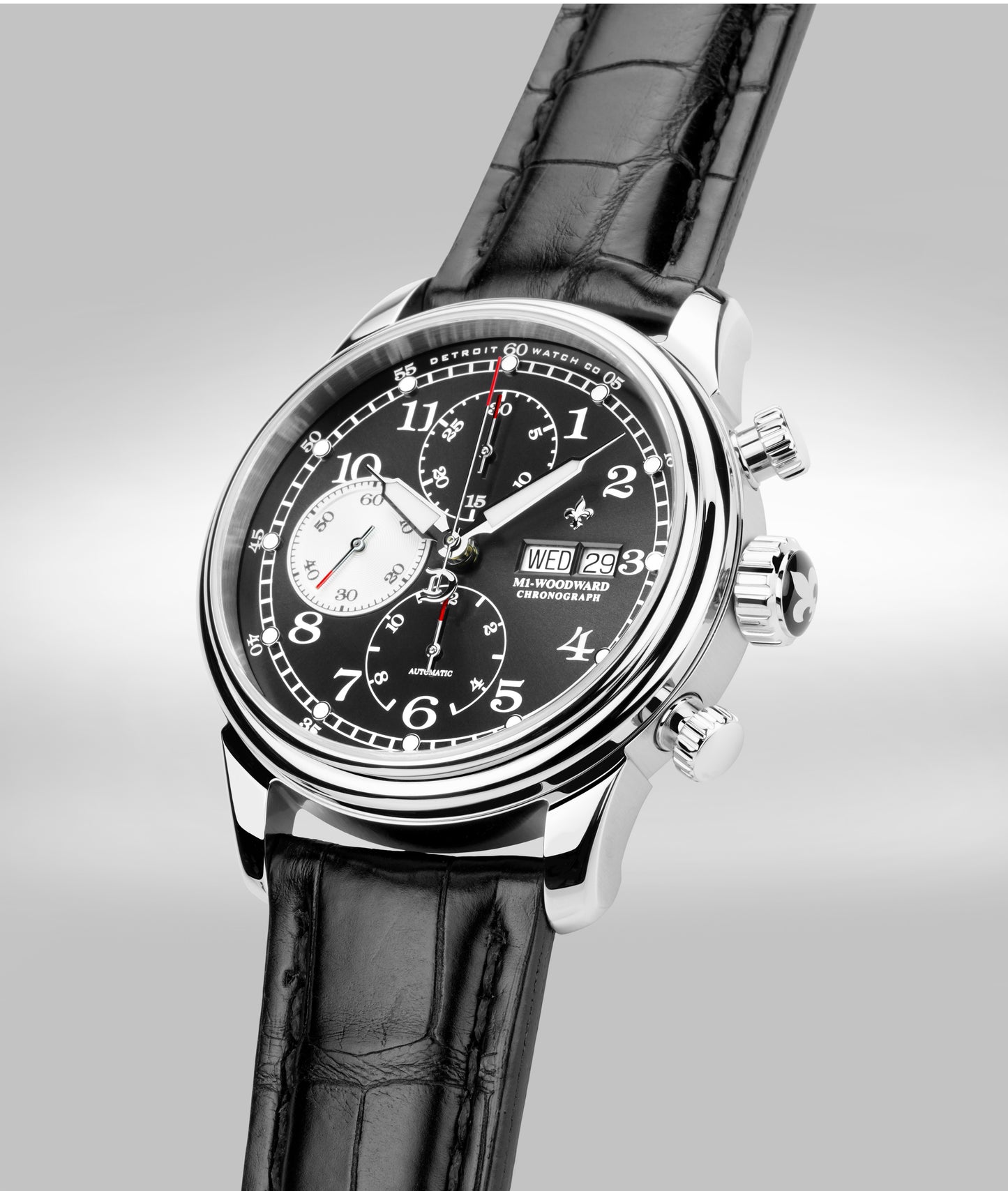 42mm M1-Woodward® Classic Chronograph Exhibition