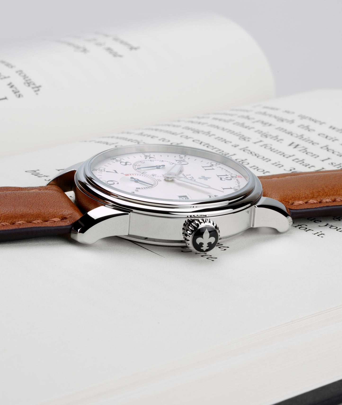 42mm 1701 Power Reserve Exhibition