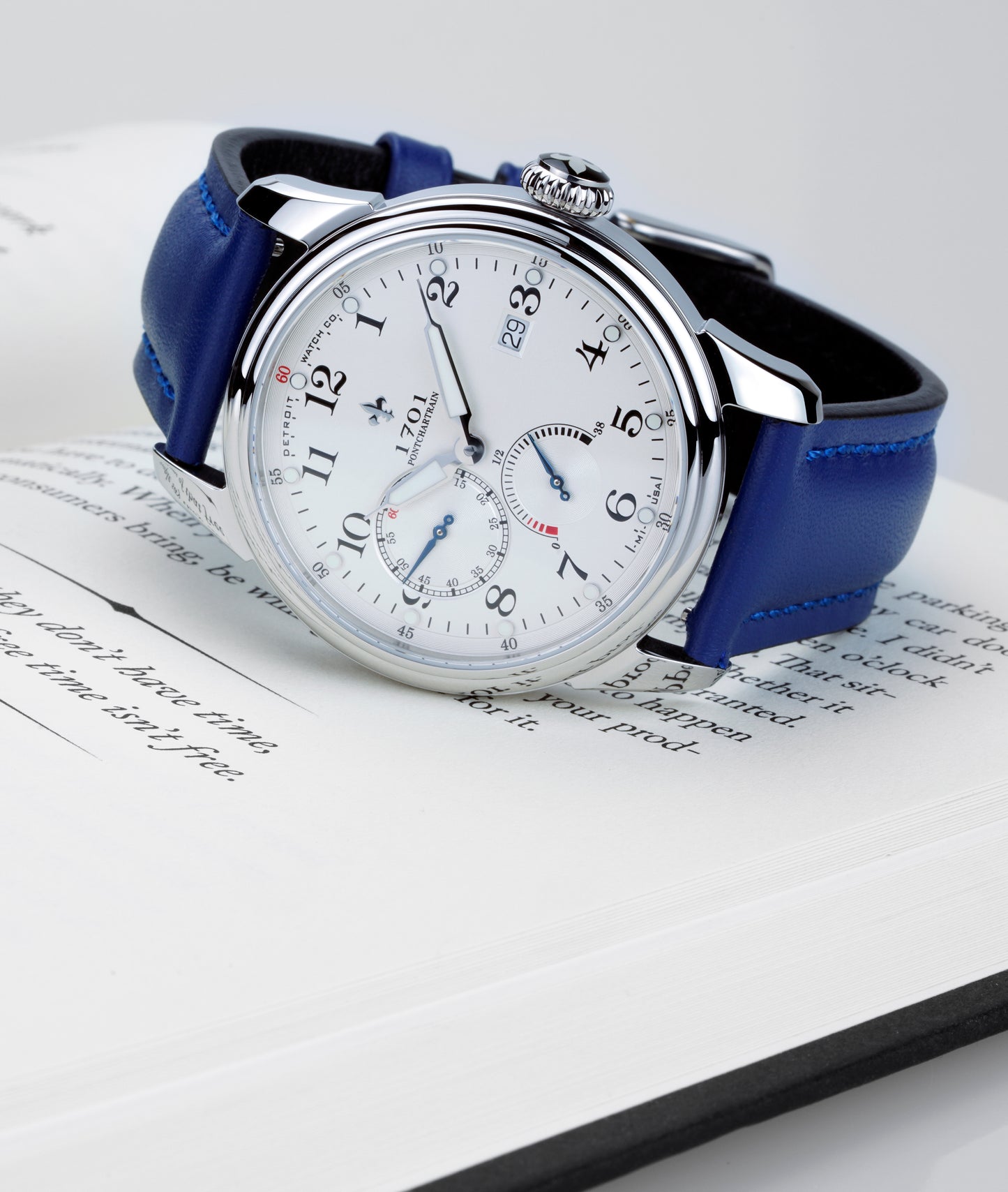 42mm 1701 Power Reserve Exhibition