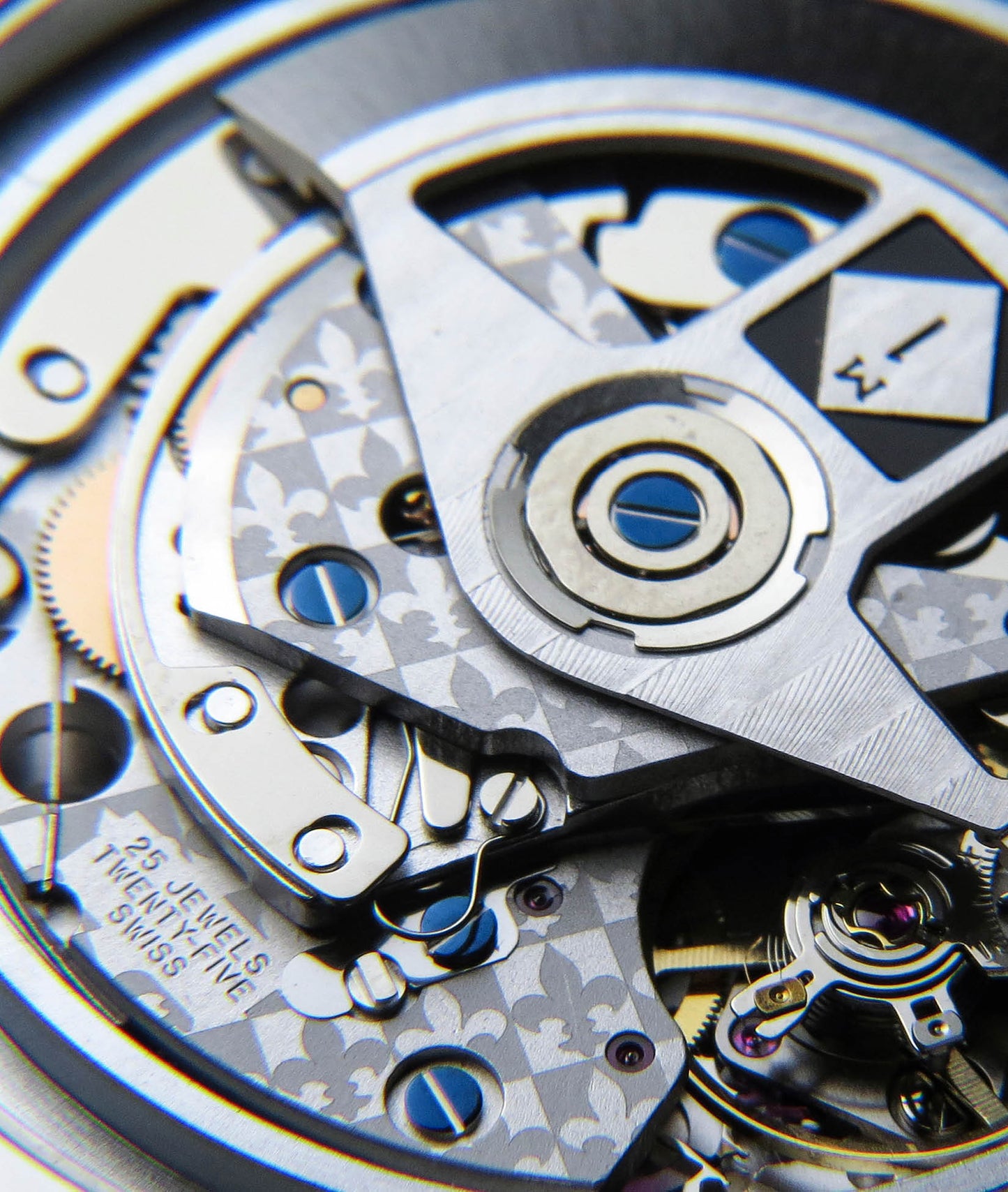 42mm M1-Woodward® Classic Chronograph Exhibition