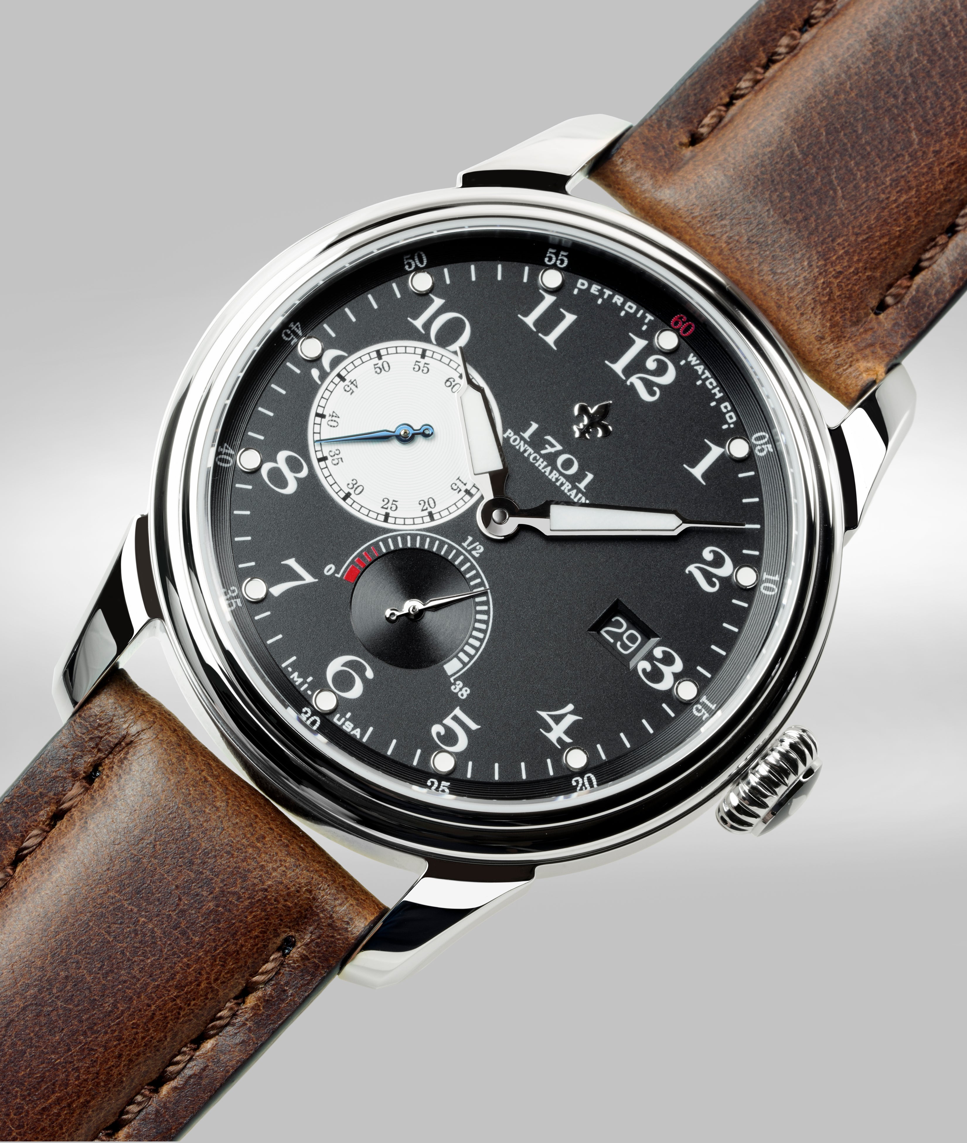 42mm M1-Woodward® Classic chronograph